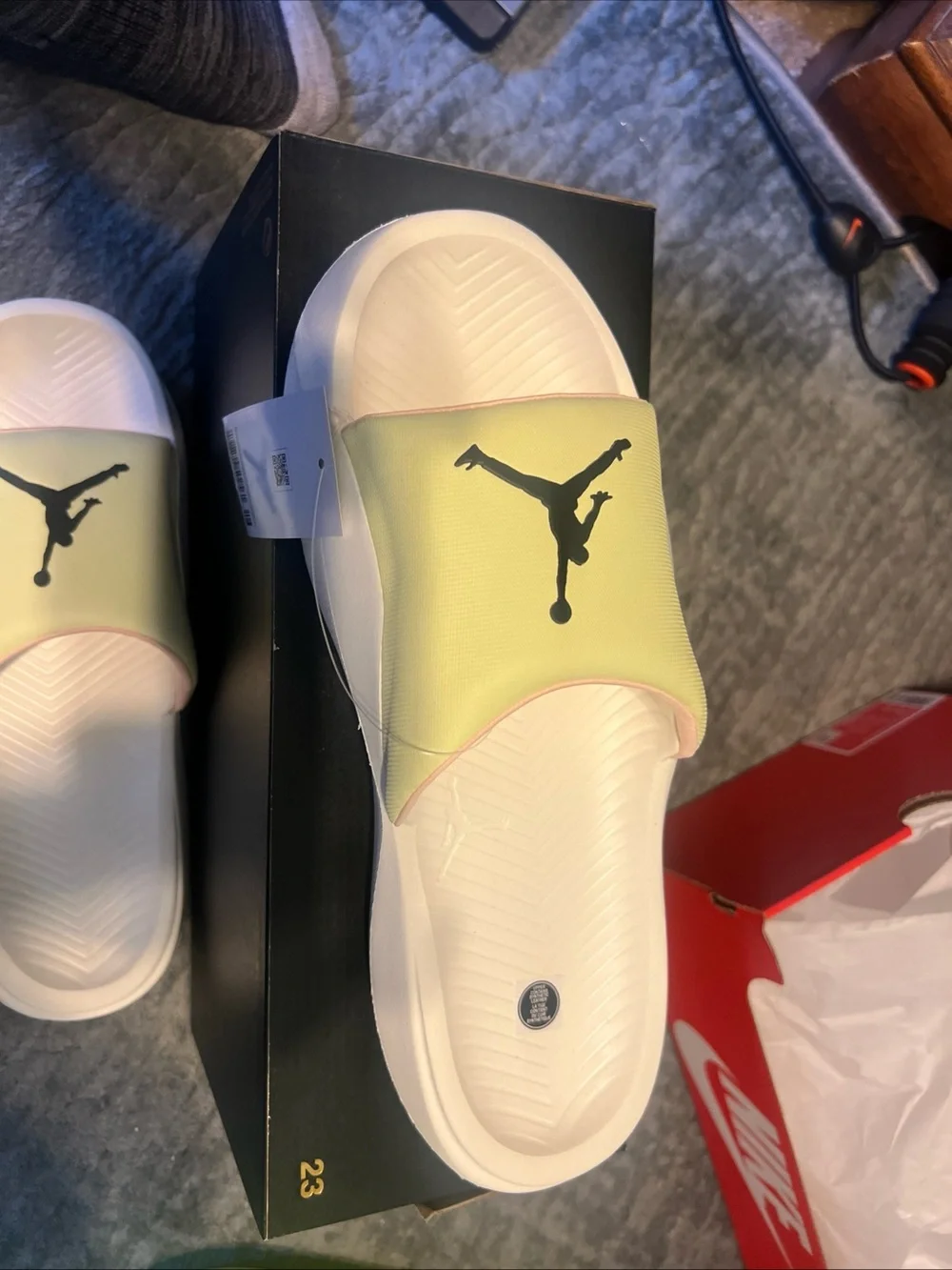 Jordan Franchise Slides MENS SZ  12 Luminous Green/Sail/Crimson Tint NEW IN BOX